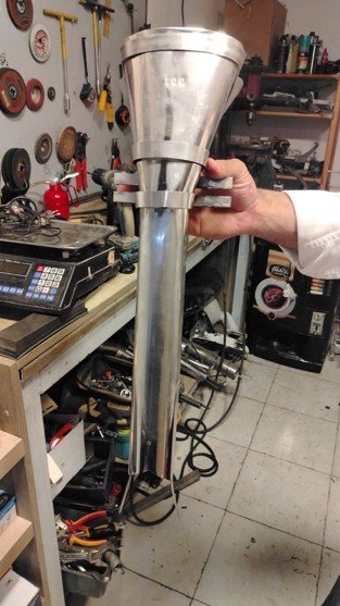 Stainless steel vibratory feeding hopper